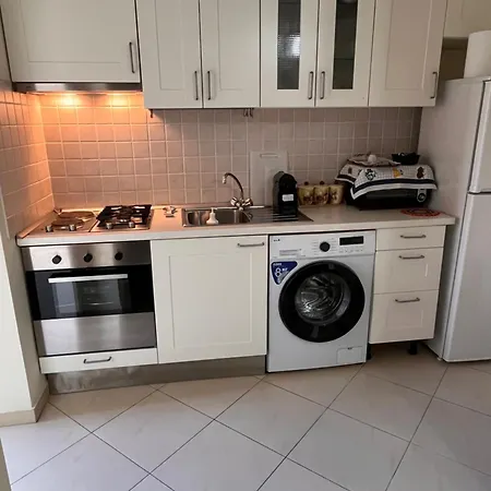 Peaceful, Cozy In A Neighborhood Appartamento *