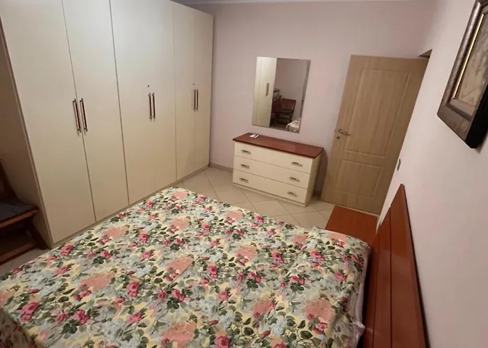 Peaceful, Cozy In A Neighborhood * Tirana