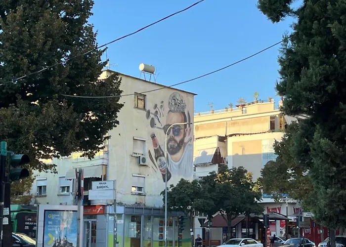 Lägenhet Peaceful, Cozy In A Neighborhood