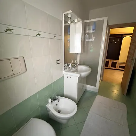 Peaceful, Cozy In A Neighborhood *