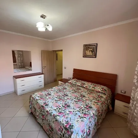 Apartman Peaceful, Cozy In A Neighborhood