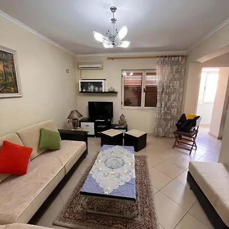 Peaceful, Cozy In A Neighborhood * Tirana