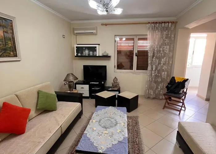 Peaceful, Cozy In A Neighborhood * Tirana